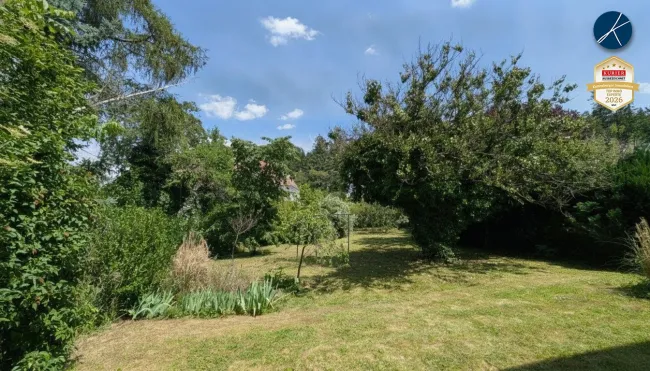 ideale Lage in Hollabrunn: 5 Zimmer, 111m², großer Garten, Balkon, Terrasse und Garage - Bild