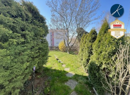 Reihenhausähnliche Wohnung mit Garten, Terrasse und Garage in Mistelbach