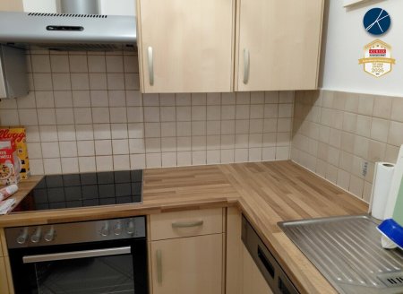 2-Zimmer-Wohnung in U-Bahn-Nähe
