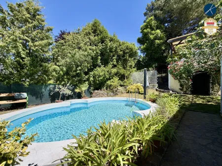 Garten mit Pool