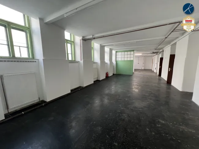 wunderschönes Zweifrontenhaus