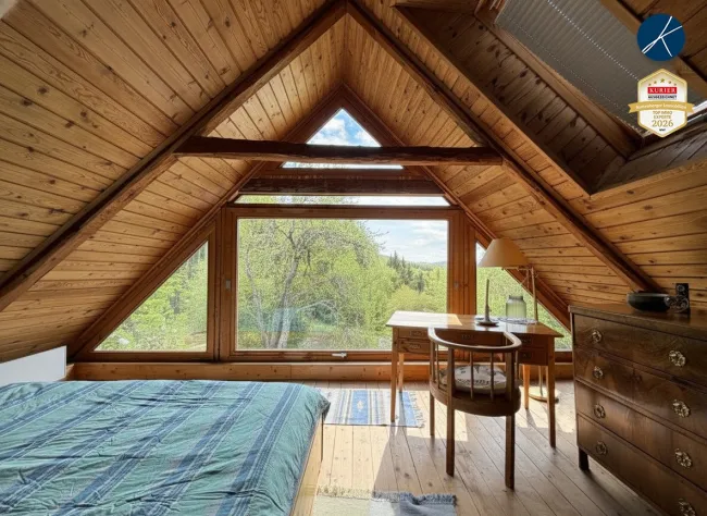 Schlafzimmer mit Panoramafenster...