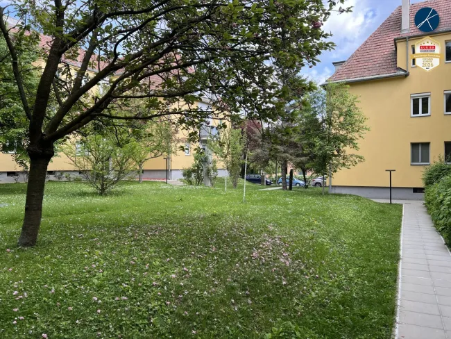 Wohnhausanlage im Grünen
