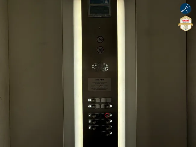 Moderner Personenlift
