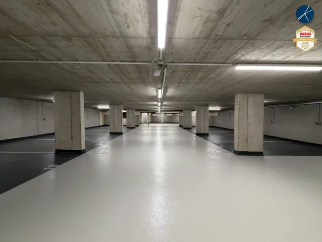 Großzügige Tiefgarage
