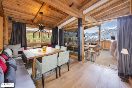 Reith bei Kitzbühel: Wunderschönes Alpen-Chalet mit Ausblick in sehr guter Lage