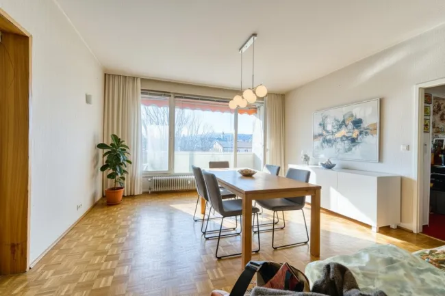 Wohnzimmer 1 mit KI Möblierungsvorschlag