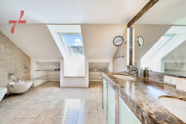 En Suite Bathroom level one