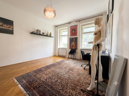 Altbau-Juwel zwischen Schönbrunn & Technischem Museum: Stilvolle Garconniere mit echtem Wiener Charme