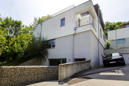 Ruhelage beim Wienerwald - Moderne Villa mit eigenem Aufzug und Pool