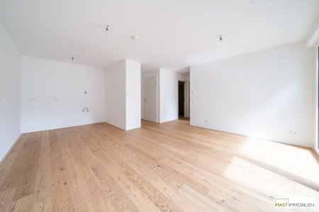 *7. Obergeschoss* Sofort beziehbare 2-Zimmer Wohnung mit Innenhofausrichtung