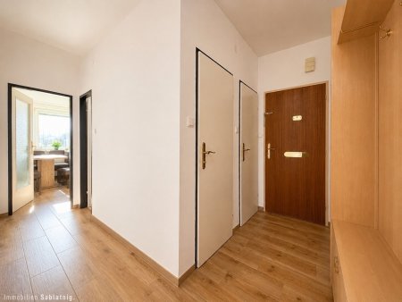 Charmante 2-Zimmer Wohnung in Wiener Neustadt – 50m², gepflegt, Einbauküche!