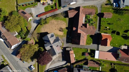 PROJEKTLIEGENSCHAFT MIT HERRENHAUS