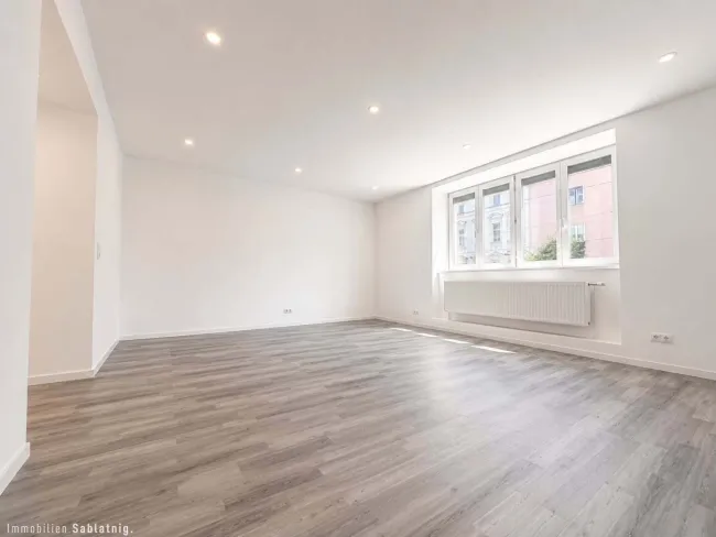 FAMILIENHIT! MODERN! GROßZÜGIG! Helle 5-Zi. Wohnung mit 2 Bädern, Aufzug & Einbauküche in 1210 Wien! - Bild