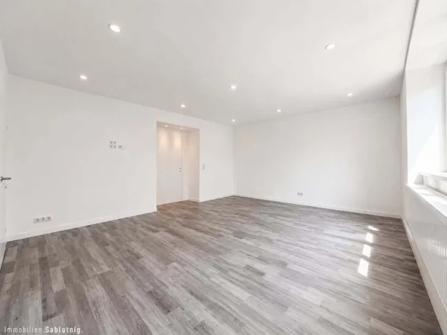 FAMILIENHIT! MODERN! GROßZÜGIG! Helle 5-Zi. Wohnung mit 2 Bädern, Aufzug & Einbauküche in 1210 Wien! - Bild