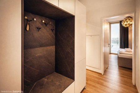 Luxus! Leben! Lifestyle! - Traumwohnung im TRIIIPLE TOWER!