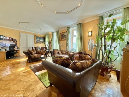 GROßZÜGIGE 4-ZIMMERWOHNUNG - mit 110m², Aufzug & EBK in 1100 Wien!