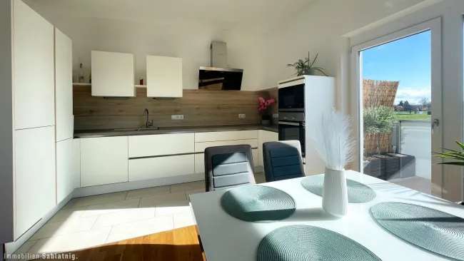 SONNIGE WOHLFÜHLWOHNUNG! Modern & hell! - Titelbild