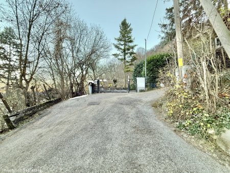 Traumhaftes Grundstück im Naturschutzgebiet – 880 m² mit Berg- und Donaublick!