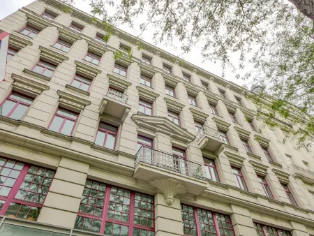 Top Geschäftsfläche in Mariahilfer Passage - direkt auf der Mariahilfer Strasse