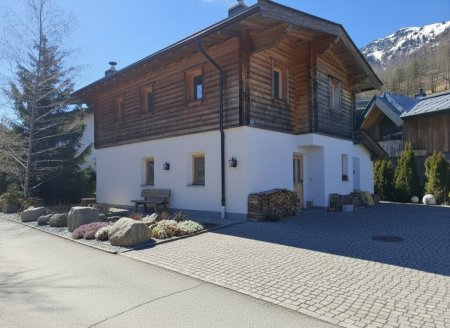 Alpine Prime Lage trifft auf Naturjuwel – Exklusive Residenz an der Aschauer Ache in Kirchberg