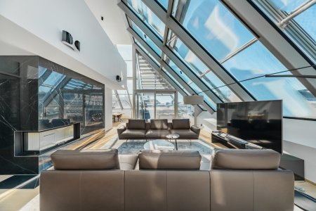 Penthouse zwischen Rathaus & Parlament