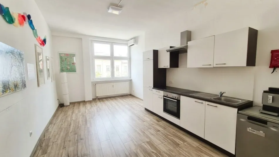 Helle Bürofläche | ca. 180 m² | Unbefristet - Bild