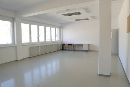 Etagen in Bürohaus zu vermieten | Unbefristet