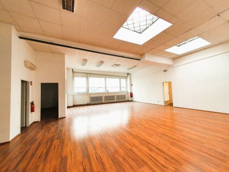 Flexibel einsetzbare Gewerbefläche im ersten Obergeschoss
