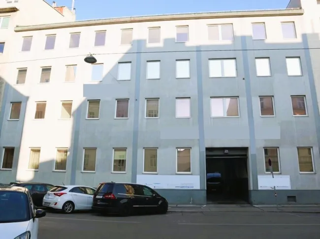 Industriehalle mit ca. 7m Raumhöhe - Bild