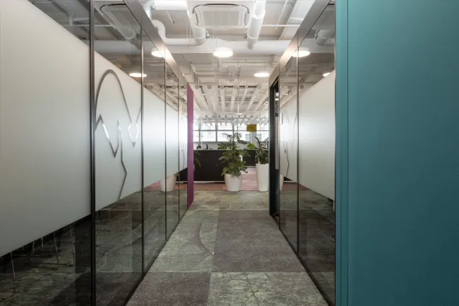 Büro und Seminarflächen 350 m² bis 2.800 m² zur Anmietung - Bild