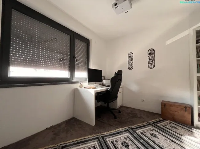 Zimmer/Büro