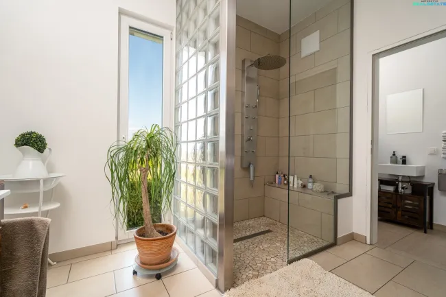 Badezimmer 1