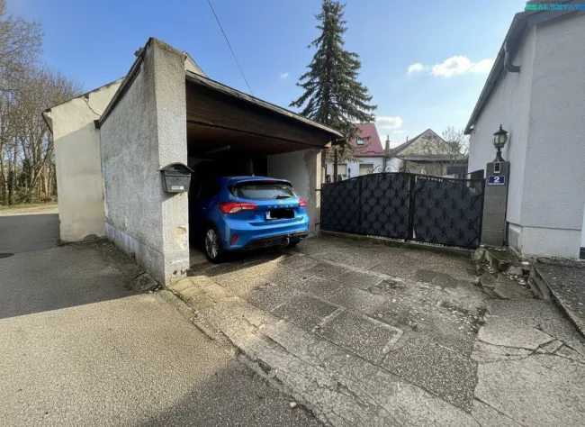 Autoabstellplatz