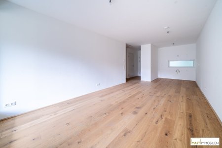 *Hauptbahnhof* 3-Zimmer Familienwohnung mit 12qm Freifläche!