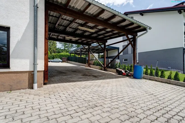 Carport