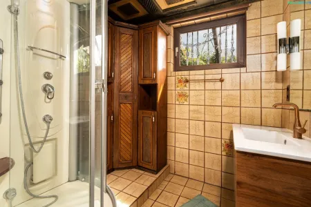 Badezimmer 1