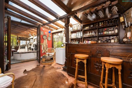 Bar 1