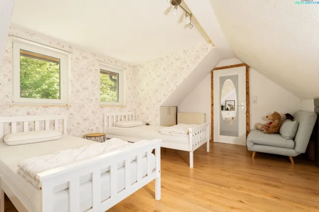 Schlafzimmer 2
