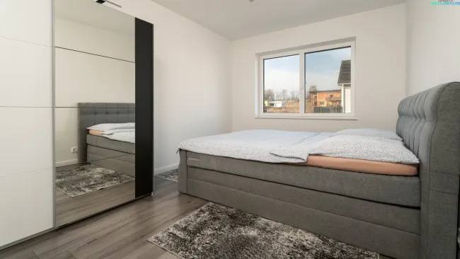 Schlafzimmer 2 OG