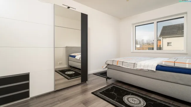 Schlafzimmer 1 OG