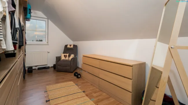 Kinderzimmer 2 DG