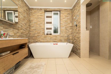 Modernisiertes Familiendomizil mit Garten, hochwertiger Sanierung & perfekter Infrastruktur in Wiener Neustadt
