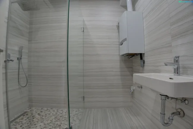 Erstbezug in Floridsdorf - Sanierter Altbau - 3 Zimmer - Bild