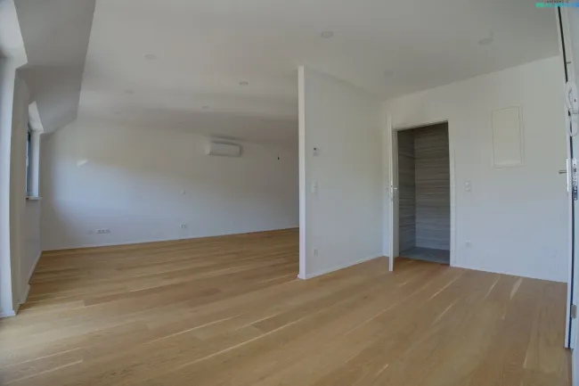 Erstbezug in Floridsdorf - Sanierter Altbau - 3 Zimmer - Bild