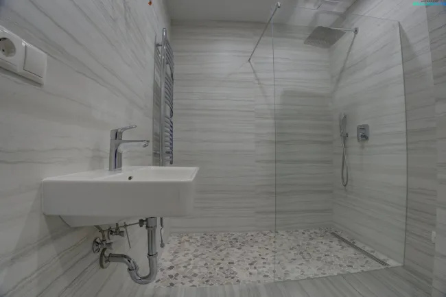 Erstbezug in Floridsdorf - Sanierter Altbau - 3 Zimmer - Bild