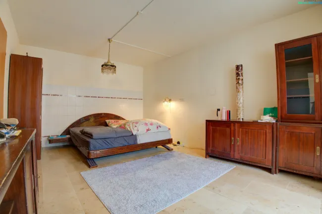 Ordination mit Garten in ruhiger Innenhoflage – 1130 Wien, Lainzer Straße - Bild