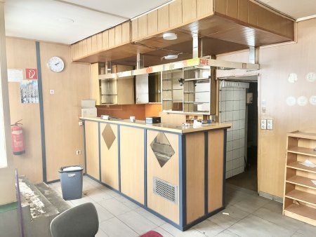 PROVISIONSFREI ! Ca. 90 m² großes, unbefristetes! Geschäftslokal mit großem Gestaltungspotenzial in 1100 Wien