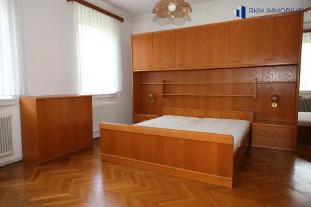 EG Schlafzimmer