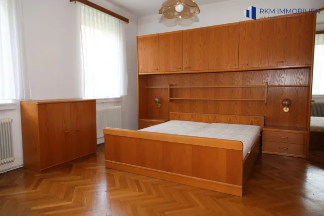 EG Schlafzimmer